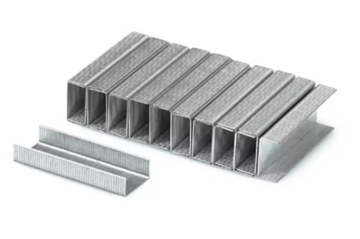 Скобы Yato 14x11.2x0.7 мм 1000 шт (YT-7055) Скобы Yato 14x11.2x0.7 мм 1000 шт (YT-7055)