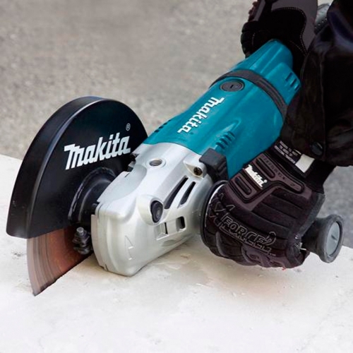 Угловая шлифмашина Makita GA 7020 - 1