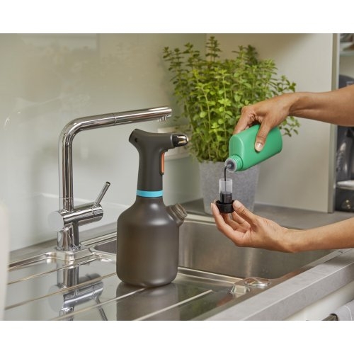 Опрыскиватель аккумуляторный Gardena EasyPump ручной - 3