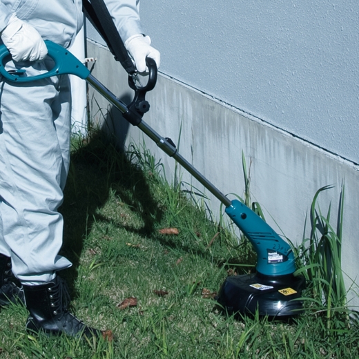 Мережевий тример Makita UR 3000 - 6