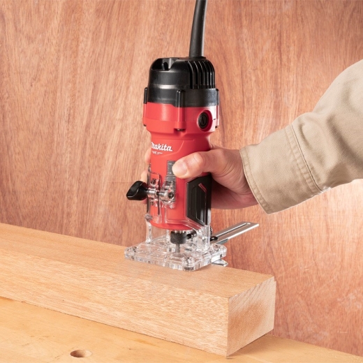 Фрезер Makita M3702 - 2