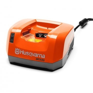 Зарядний пристрій Husqvarna QC 330 (9705222-01) Зарядний пристрій Husqvarna QC 330 (9705222-01)