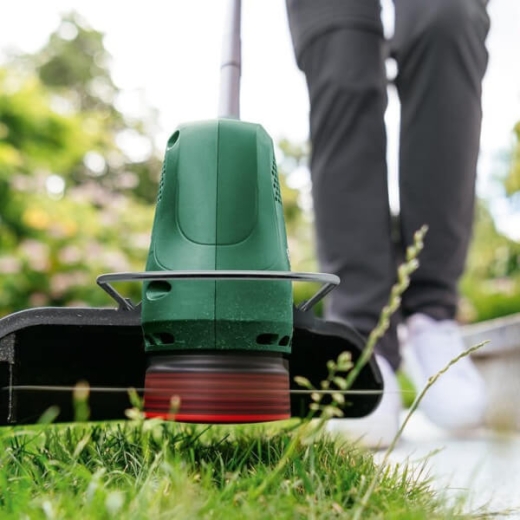 Акумуляторний тример Bosch Easy GrassCut 18V-230, 1 акб PBA 18V 2.0Ah W-B та з/п AL 1810 CV - 3