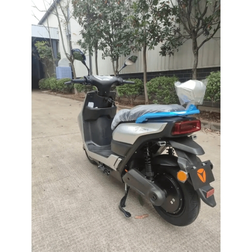 Электроскутер YADEA T9 серый, графеновые аккумуляторы - 5