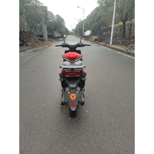 Электроскутер YADEA T9 красный, графеновые аккумуляторы - 6