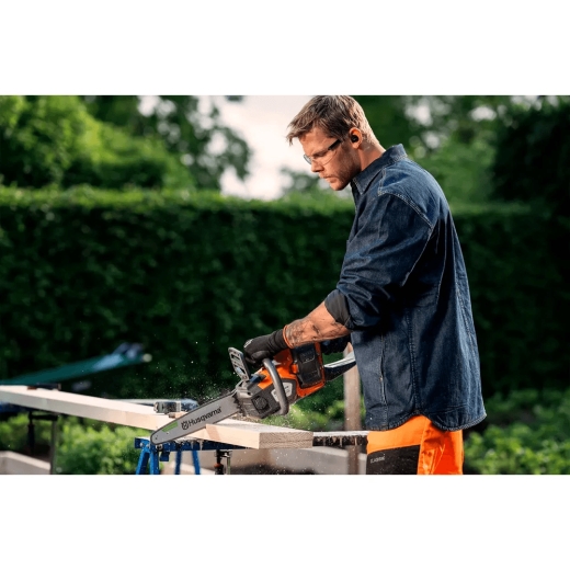 Акумуляторна пила Husqvarna 215i KIT (АКБ і ЗП) (9707920-04) - 4