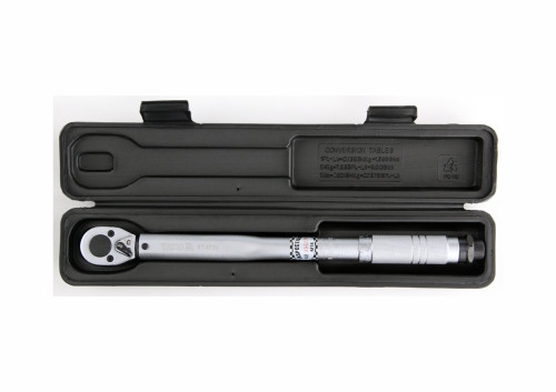Ключ динамометричний YATO YT-0750 3/8" 19-110 Нм Ключ динамометричний YATO YT-0750 3/8" 19-110 Нм