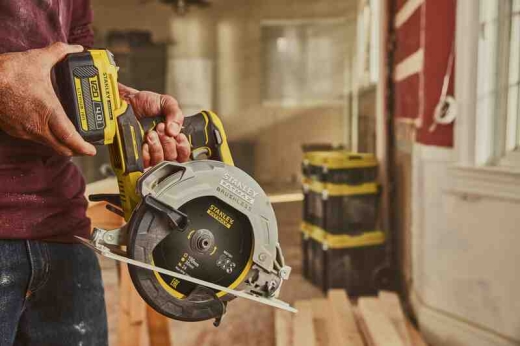 Пила циркулярна акумуляторна STANLEY FATMAX SFMCS550B - 15