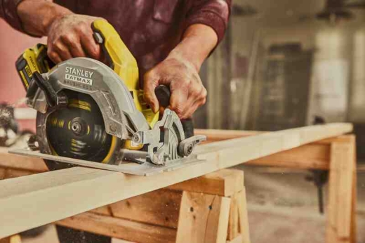 Пила циркулярна акумуляторна STANLEY FATMAX SFMCS550B - 16