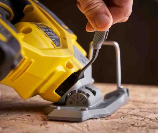 Пила лобзикова акумуляторна STANLEY FATMAX SFMCS650B - 8