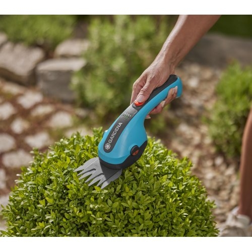 Кущоріз-ножиці акумуляторні Gardena ClassicCut (09885-20.000.00) - 4