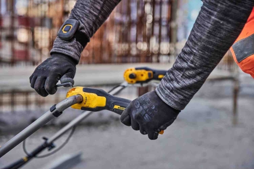 Виброрейка аккумуляторная DeWALT DCPS330N POWERSHIFT - 13