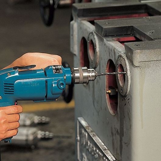 Дрель Makita DP4700 Дрель Makita DP4700