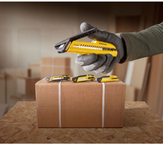 Нож STANLEY STHT10489-0 длиной 160 мм с лезвием шириной 18 мм - 3