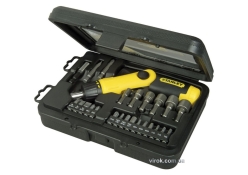 Викрутка реверсивна STANLEY 0-63-022 "Pistol Grip Ratchet" тріщатка 22 шт